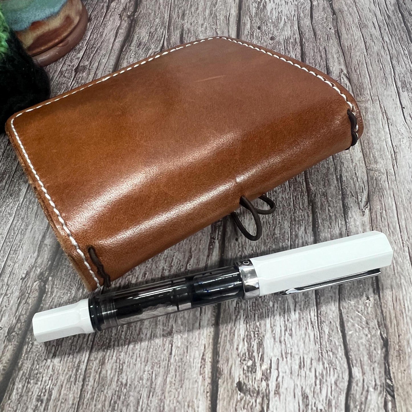 Back and spine. Passport TN Deluxe Plus 1 "