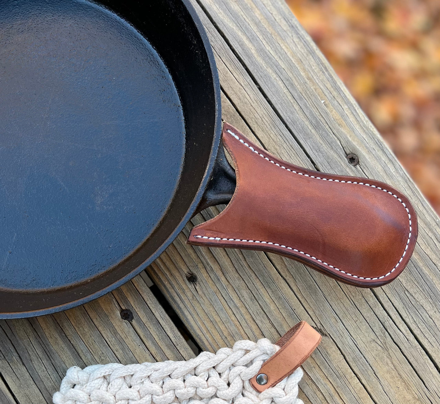 Cast Iron Skillet Handle Cover (Qty 1): Full Grain Leather Cast Iron Skillet Handle Cover