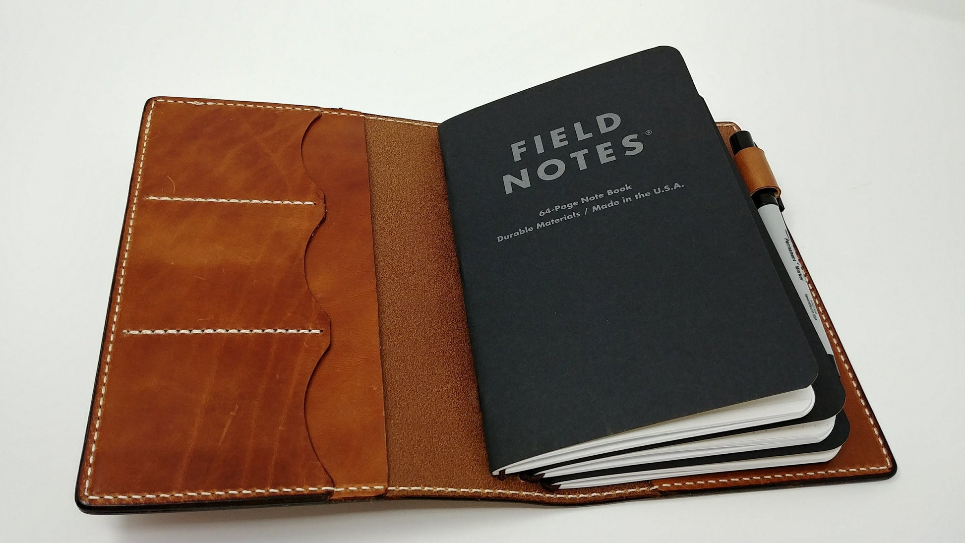 Leather Planner, B6 Traveler’s Notebook,  Deluxe w pockets & pen loop, Full Grain Leather Journal fits 5x7 Inserts, Upick leather finish
